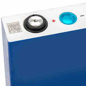 Batería Prismática Lifepo4 de 8000 Ciclos de Vida, Celda de Batería de Fosfato de Hierro y Litio de 3.2V 100ah para Vehículos Eléctricos/Solar - Product Image 3