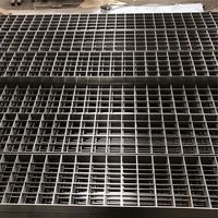 Grille industrielle en alliage d'aluminium galvanisé sur mesure, résistante à l'eau et à la corrosion, pour sols d'installations chimiques