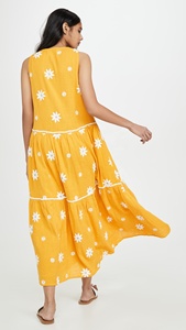 Sujeciones de botones bordados de margaritas amarillas de cúrcuma extra fina Frente Maxi Costuras escalonadas hasta el suelo Patrón sólido de talla grande - Product Image 4