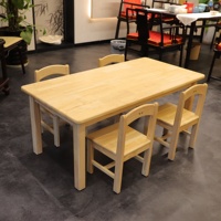 Table d'activités rectangulaire en bois de caoutchouc pour enfants de maternelle