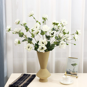 Venta al por Mayor <span class=keywords><strong>de</strong></span> <span class=keywords><strong>Flores</strong></span> <span class=keywords><strong>de</strong></span> Anémona Artificiales Europeas <span class=keywords><strong>de</strong></span> Alta Gama, 5 Cabezas, Decoración para Mesa <span class=keywords><strong>de</strong></span> Boda, Centro <span class=keywords><strong>de</strong></span> Mesa para el Hogar, Decoración para Fiestas y Salas <span class=keywords><strong>de</strong></span> Exhibición - Product Image 1