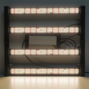 Lampes de culture LED à spectre complet avancées de 240 W avec puce Samsung LM281B pour l'agriculture verticale et l'horticulture - Product Image 6