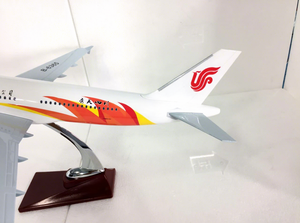 โมเดลเครื่องบินแอร์ไชน่า แอร์บัส <span class=keywords><strong>A320</strong></span> ลายแพนด้า ขนาด 47 ซม. สเกล 1/80 ทำจากเรซิ่น พร้อมปีกคงที่และฐานตั้งโชว์ - Product Image 5