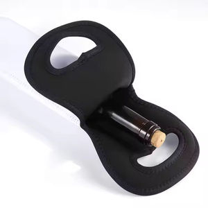 Sac fourre-tout pour bouteille de vin personnalisée avec manchon de Noël portable isolé blanc en néoprène - Product Image 2