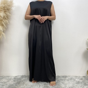 6595* Robe Abaya légère unie à col rond, coupe droite, longueur ras du sol, sans manches, en satin lisse, pour l'été et le Ramadan - Product Image 2