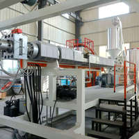 Machine de fabrication de panneaux muraux en PVC WPC Ligne de production d'extrudeuse Usine de fabrication d'équipement Machine de fabrication d'extrudeuse