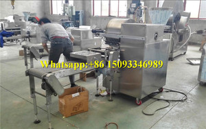 Ligne de production de croûtes de gâteau de mélauleuca entièrement automatique avec convoyeur/machine de formage de croûtes de sushi, de rouleaux d'œufs et de chauffage <span class=keywords><strong>en</strong></span> vente chaude - Product Image 4