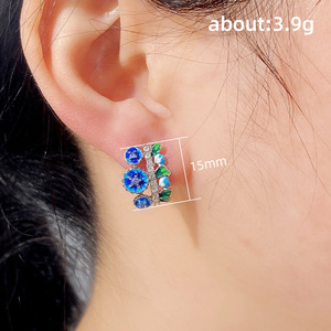 Orecchini a Cerchio Floreali alla Moda per Donne, Orecchini a Cerchio con Fiori Colorati, Gioielli per Uso Quotidiano e Feste - Product Image 5