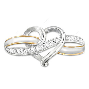 Anello con cuore bicolore in cristallo inciso con il nostro amore per sempre, gioiello romantico da donna. - Product Image 4