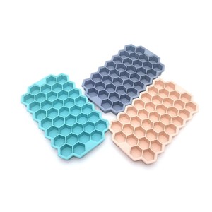 Moule à glaçons en silicone nid d'abeille - Moule à glaçons de qualité alimentaire avec couvercle - Product Image 3