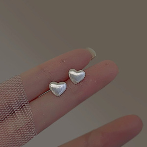 925 Sterling <b>Silver</b> <b>Heart</b> Filigree <b>Stud</b> <b>Earrings</b> 2025 New Design Vintage Glamour Hypoallergenic Jewelry for Women Wholesale - Product Image 5