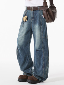 Jean slim en denim pour homme avec poches Kourbash et détail à rabat, coupe ajustée, vente en gros - Product Image 1