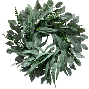 Corona de eucalipto artificial de 55cm para colgar en la puerta, decoración de jardín, guirnaldas florales de hojas verdes para decoración de entrada del hogar - Product Image 5
