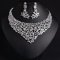 Vente en gros dubai cristal de luxe parure de bijoux en diamant pour femmes cultivées en laboratoire ensemble de boucles d'oreilles collier parure de bijoux robe de mariée cadeau de mariée