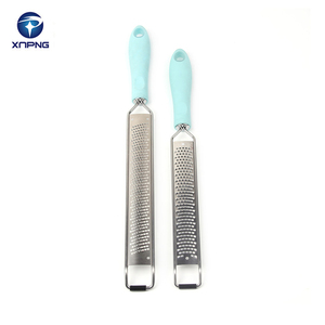 <span class=keywords><strong>Cuisine</strong></span> <span class=keywords><strong>professionnelle</strong></span> Outils De Coupe De Fromage De Qualité Manuel Râpe à Fromage <span class=keywords><strong>En</strong></span> Acier Inoxydable - Product Image 4