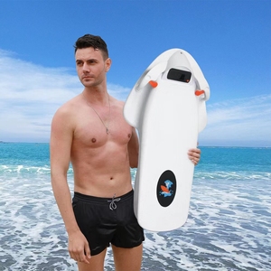 Planche de surf TAME BILLOW avec moteur 10000W, vitesse 50 km/h, couleur personnalisée, utilisation en mer unisexe, charge 150 kg, planche de surf personnalisable - Product Image 4
