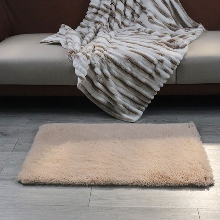 Alfombra De Pasillo de boda blanco barato de lujo de alta calidad de entrega £ 4.50/m Compre línea aquí Mejor calidad Entrega rápida gratuita