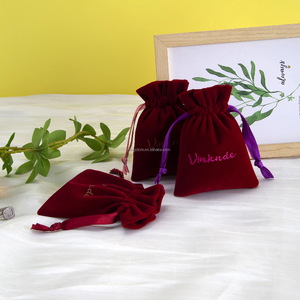 Pochette en velours bordeaux de haute qualité 8*10cm, durable, avec cordon de serrage, pour bijoux, emballage cadeau, bougies, cosmétiques, sacs à bijoux - Product Image 3