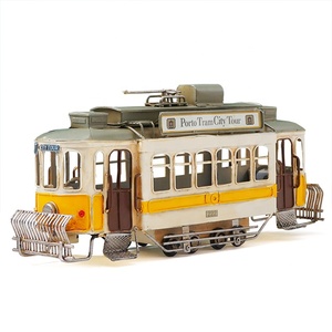 Modèle de voiture Vintage en étain fait à la main 2022 nouveau modèle de chariot jouet de ville portugaise en métal <span class=keywords><strong>artisanat</strong></span> cadeau Souvenirs touristiques - Product Image 1