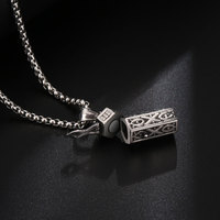 Collier en argent pour hommes avec pendentif bouteille de parfum vintage en acier inoxydable PVD hypoallergénique étanche COOL