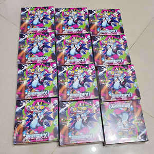 Y Y Pokemoned M2 Boîte de collection de luxe japonaise avec support d'affichage en acrylique, incluant toutes les cartes Pokémon à évolution Mega - Product Image 1