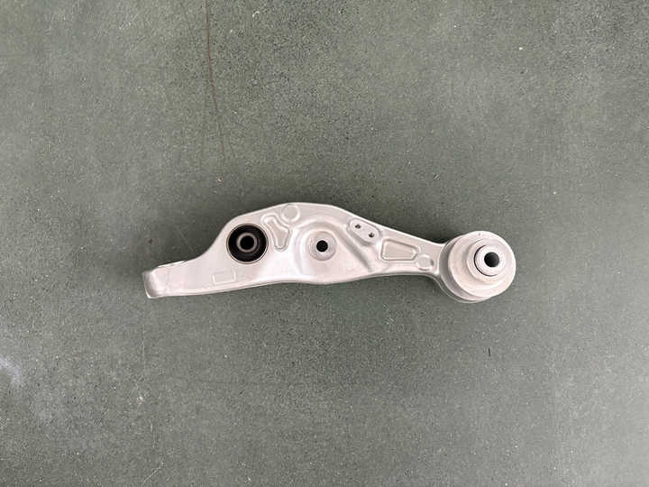 Auto Part Front Left Suspension Control Arm 48640-50131 for Lexus LS460