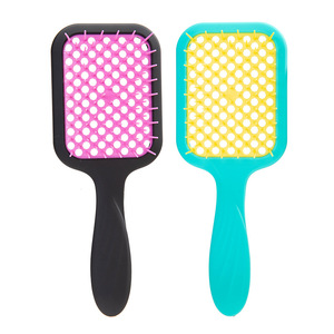 Brosse à cheveux massante pour le cuir chevelu, design creux en plastique, fabriquée à Guangzhou pour le coiffage et les soins du cuir chevelu - Product Image 1