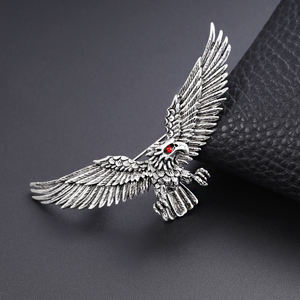 Broches de Lujo Weiman Red <span class=keywords><strong>Eyes</strong></span> Raptor <span class=keywords><strong>Eagle</strong></span> <span class=keywords><strong>para</strong></span> <span class=keywords><strong>Mujer</strong></span>, de Moda, con Diamantes de Imitación, Cristal, Aleación Plateada, Personalizables, de Diseñador - Product Image 4