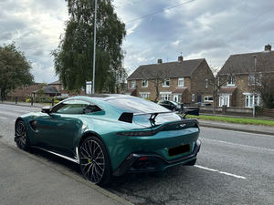 Alerón Trasero <span class=keywords><strong>F1</strong></span> de Fibra de Carbono Seca para <span class=keywords><strong>Aston</strong></span> <span class=keywords><strong>Martin</strong></span> <span class=keywords><strong>Vantage</strong></span>, Kit de Carrocería, Accesorios Automotrices - Product Image 3