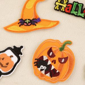 Parche bordado hecho a mano de Halloween con diseños de fantasma, calabaza, sombrero, gato y mano, para prendas, decoración festiva de plástico - Product Image 3
