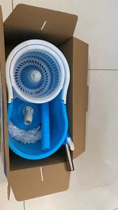 Système de nettoyage de sol de seau de vadrouille rotatif en microfibres le plus vendu sur <span class=keywords><strong>Amazon</strong></span> rouge gris standard - Product Image 6