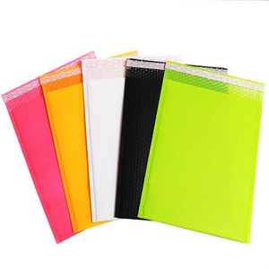 ซองรองกันกระแทกสีดำด้านสำหรับใส่เสื้อผ้า - Product Image 4