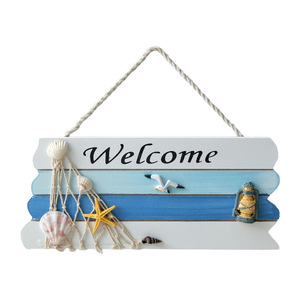 Letrero de bienvenida mediterráneo de madera con conchas marinas, estrellas de mar y linterna, decoración para puerta de casa, madera de pino, forma irregular - Product Image 3