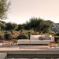 Ensemble de canapés de jardin modulaires en teck massif, table basse imperméable, meubles modernes durables et écologiques pour appartements