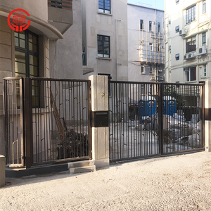 <span class=keywords><strong>Portail</strong></span> <span class=keywords><strong>coulissant</strong></span> automatique moderne en aluminium à <span class=keywords><strong>motif</strong></span> bambou pour allée – Conception de portails en aluminium - Product Image 1