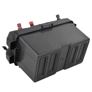 Puerto USB y 12V Power Center Station Caja de batería Motor Power Plastic Trolling Motor Rack Cajas de batería y bastidores Categoría de producto