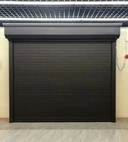Puerta de Garaje Enrollable de Aluminio con Aislamiento Térmico Automático, Diseño Contemporáneo Minimalista con Lamas Planas, Motor Silencioso, Puerta para Villa