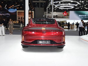 IM L6 2025 Max, Sedán Eléctrico de Lujo, Alta Configuración, Conducción Cómoda, Gran Autonomía, para Viajes Urbanos de Negocios y Familiares - Product Image 6