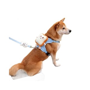 Arnés y Correa de Felpa para Perros con Diseño de Hamburguesa, Chaleco de Dibujos Animados para Perros Pequeños, Venta al por Mayor y Dropshipping - Product Image 4