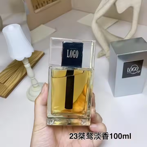Top De Cologne Vaporisateur Corporel de Luxe Unisexe 125ml <span class=keywords><strong>Parfum</strong></span> Floral <span class=keywords><strong>Parfum</strong></span> <span class=keywords><strong>Homme</strong></span> Longue Durée Prix Usine avec Expédition <span class=keywords><strong>pas</strong></span> <span class=keywords><strong>Cher</strong></span> - Product Image 5