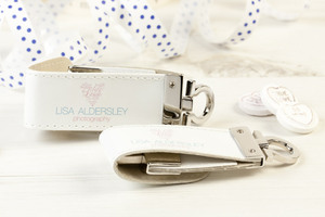 Tùy chỉnh Quà Tặng da thật Bộ nhớ chìa khóa đám cưới Pendrive kinh doanh thanh 1GB 2GB 4GB 8GB 16GB 2.0 3.0 Đĩa bán buôn <span class=keywords><strong>USB</strong></span> ổ đĩa <span class=keywords><strong>flash</strong></span> - Product Image 2