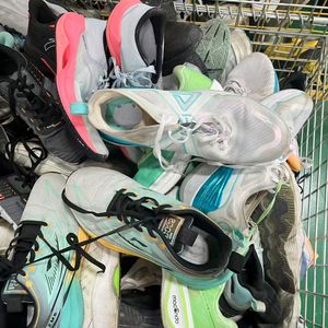 รองเท้ามือสอง S32-3-2 ยี่ห้อดัง คุณภาพสูง รองเท้าวิ่งมือสองจากจีน รองเท้าผู้ชายมือสอง ขายส่งเป็นมัด - Product Image 3