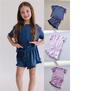 ชุดครอบครัวแม่ลูก ผ้าใยไผ่เนื้อแน่นสำหรับฤดูร้อน เสื้อระบายแขนจั๊มพ์ กางเกงขาสั้นรูดเชือก ชุดแม่ลูกสาว - Product Image 2