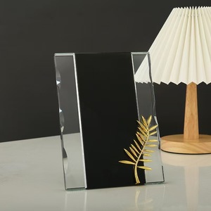 Tùy Chỉnh Văn Phòng Trang Trí Nội Thất Pha Lê <span class=keywords><strong>Trophy</strong></span> Giải Thưởng Cao Cấp <span class=keywords><strong>Liuli</strong></span> Pha Lê Thủy Tinh <span class=keywords><strong>Trophy</strong></span> Quà Lưu Niệm Quà Tặng Cho Lễ Kỷ Niệm Trang Trí Nội Thất - Product Image 3