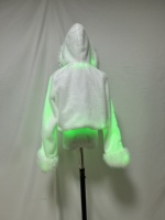 Manteau court à capuche en fausse fourrure lumineuse LED, veste courte moelleuse et duveteuse pour femme, idéale pour les soirées rave et festivals