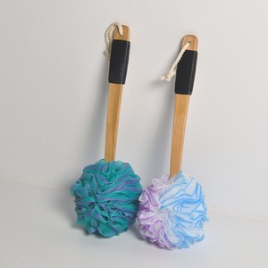 Éponge de bain avec long manche, forme boule, pour nettoyer le dos - Product Image 3