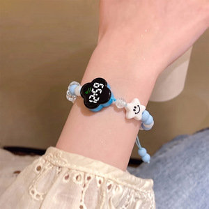 Nouvelle Montre Femme Luxe Simple 2026, Montre Digitale LED en Forme de Nuage, Bracelet Perlé, Bracelet Réglable, Affichage, Cadeau, Bijou - Product Image 2
