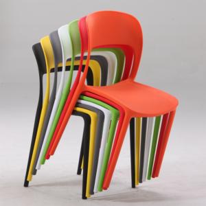 เก้าอี้ทานอาหารพลาสติก PP แบบซ้อนได้สำหรับร้านอาหาร สไตล์นอร์ดิกทันสมัย ขายส่งราคาถูกจากโรงงาน - Product Image 4