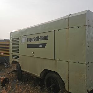 Compresor de aire usado <span class=keywords><strong>Ingersoll</strong></span> <span class=keywords><strong>Rand</strong></span> <span class=keywords><strong>750</strong></span> CAT motor diésel 21 bar <span class=keywords><strong>750</strong></span> CFM 21 m3/min compresor de aire portátil de segunda mano - Product Image 2