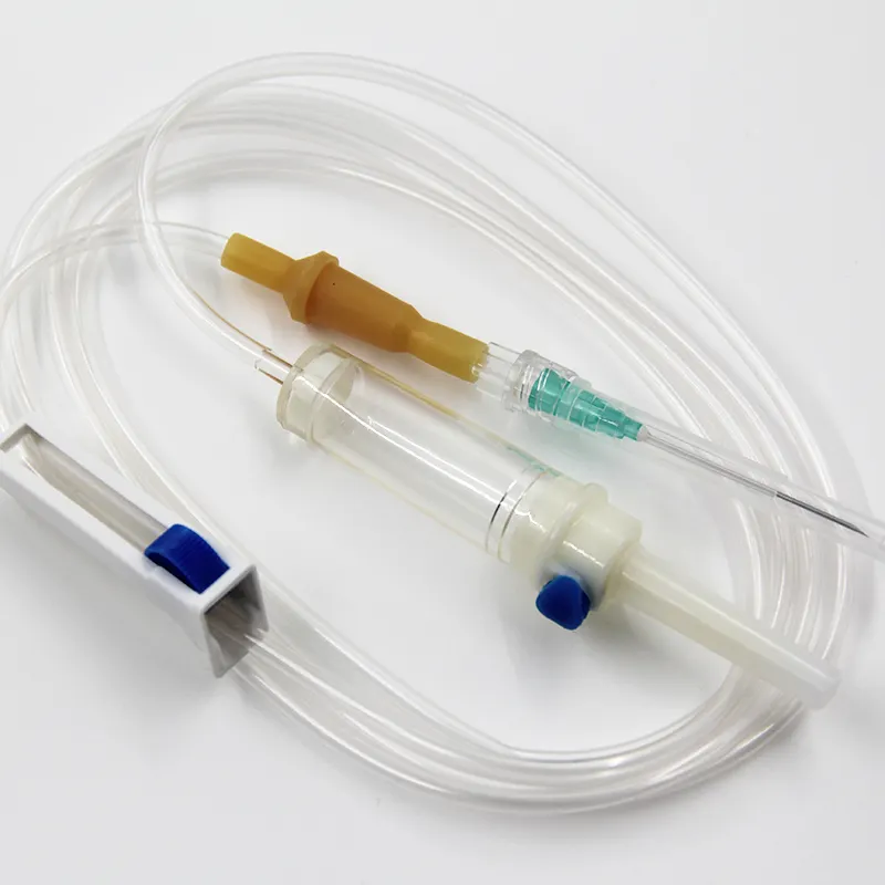 Infuusset Met Nauwkeurige Rolklemmen En Veilige Stabiele Naafverbindingen Voor Nauwkeurige En Betrouwbare Intraveneuze Therapie-Oplossing